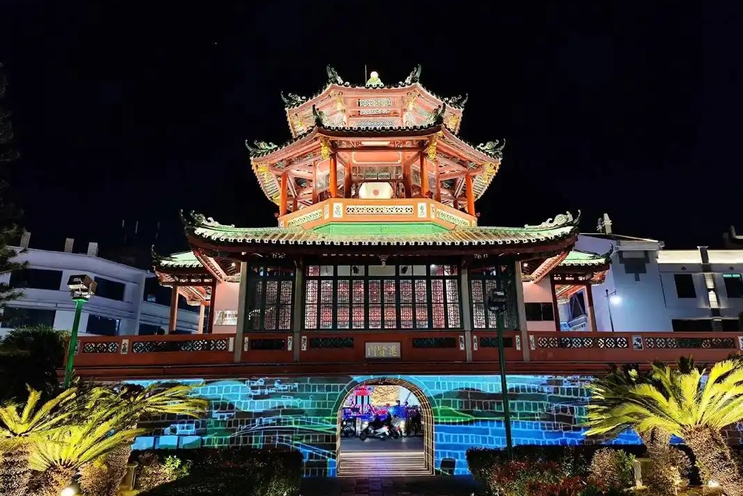 Jinxian Gate